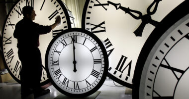 Daylight saving time 2025: Get ready to 'fall back' soon