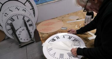 Effort to fast-track permanent daylight saving time bill thwarted: What happens now?
