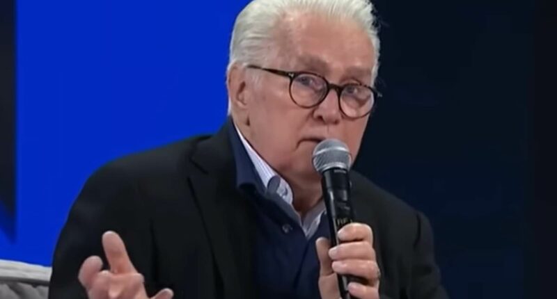 Fans turn on Martin Sheen over his 'cringe' anti-Trump remarks