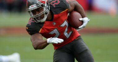 Former Tampa Bay running back Doug Martin dead at age 36
