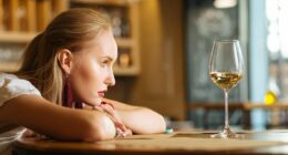 Functioning alcoholics hide in plain sight... so are YOU one? These are the six signs you might have a problem: DR MAX PEMBERTON