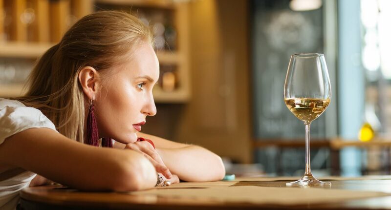 Functioning alcoholics hide in plain sight... so are YOU one? These are the six signs you might have a problem: DR MAX PEMBERTON
