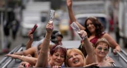 Grandmothers in Colombia get the quinceañera they never had
