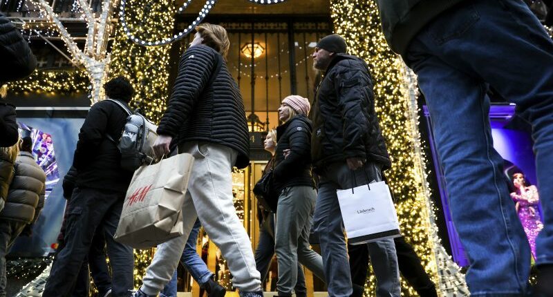 Here's how tariffs could impact holiday shopping season: Analysis