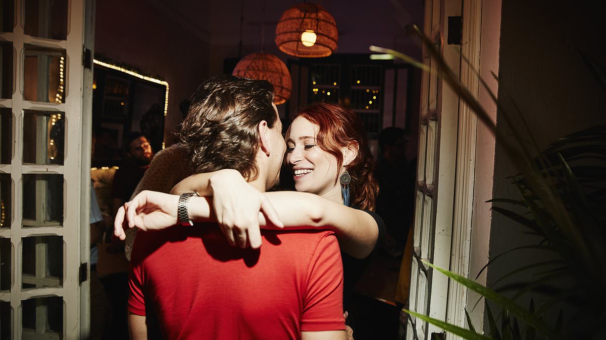 O Segredo Chocante que Atrai Mulheres: A Dica de Jana Hocking para Homens