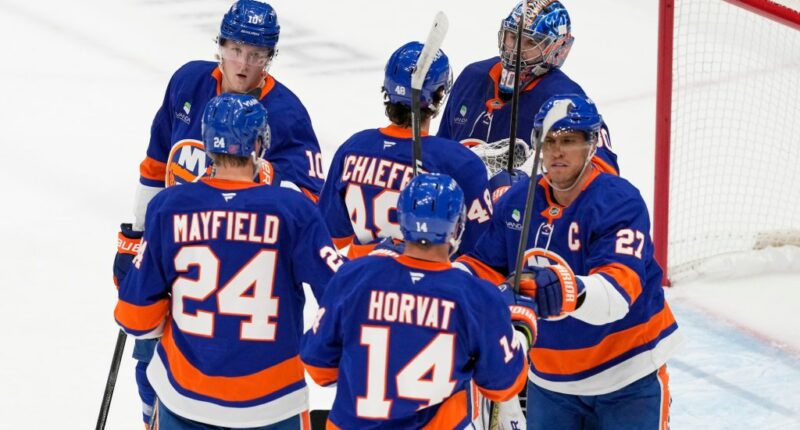Islanders beat Sharks 4-3 for third straight win