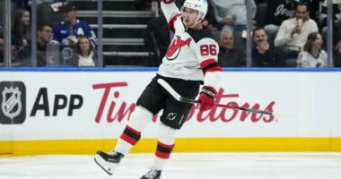 Jack Hughes’ hat trick lifts Devils over Maple Leafs 5-2