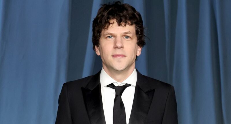 Jesse Eisenberg reveals he is donating his KIDNEY to a stranger