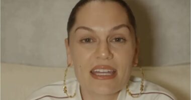 Jessie J 'frustrated' after her second cancer surgery is postponed