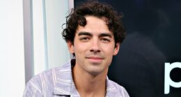 Joe Jonas spotted getting cozy with mystery brunette