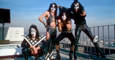 KISS icon dead at 74 after family makes decision to pull life support