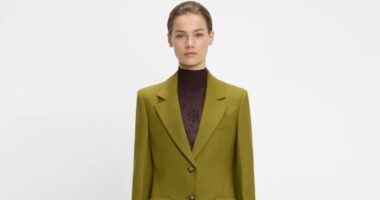 Kate Middleton just rewore her chic Victoria Beckham suit for latest royal engagement - and it's very on trend for autumn
