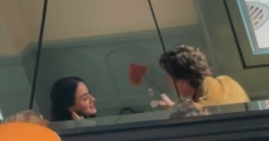 Katy Perry and Justin Trudeau... the TRUTH: Late-night calls, flirty texts and the clue it's getting serious