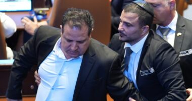 Lawmakers ejected from Knesset after disrupting Trump speech