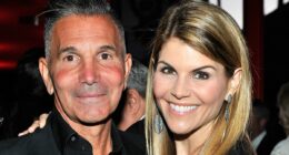 Lori Loughlin 'feels betrayed' by ex Mossimo