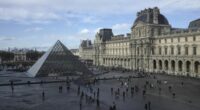 Louvre Museum closed for 'exceptional reasons' after robbery