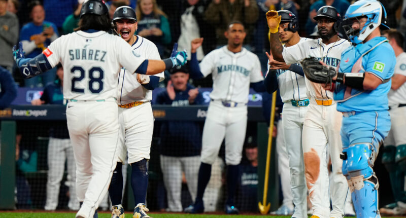 Mariners a win from first World Series, beat Blue Jays behind Eugenio Suárez’s grand slam for 3-2 ALCS lead