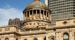 Melbourne man jailed for 'brutally' murdering helping father