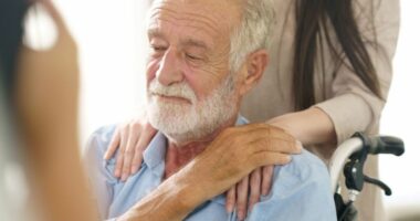 Millions of Brits ignore most common early sign of dementia – do you?