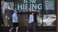 More Americans worried about finding a good job: Survey