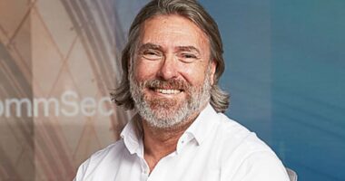 Most famous face in Australian finance news is sensationally POACHED