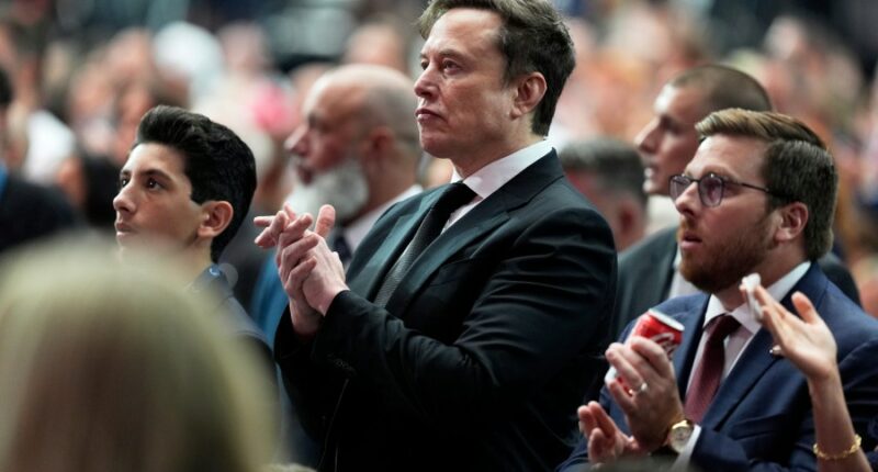 Musk becomes first person worth $500B