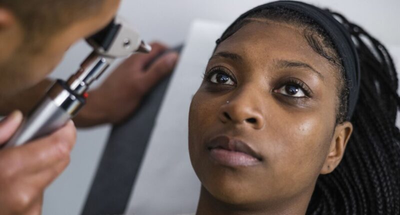 NHS issue warning over common eye condition and how to get free eye test