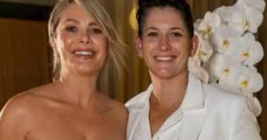 Natalie Bassingthwaighte and Pip Loth are engaged! Aussie singer proposes to her girlfriend of two years
