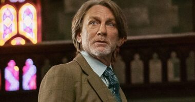 Netflix’s New ‘Knives Out’ Movie Already Has A Rotten Tomatoes Score