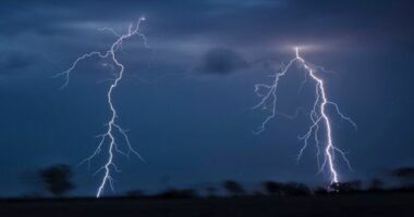 Severe storms swept western NSW on Tuesday bringing heavy rain , strong winds and hail as well as thousands of lightning strikes. Taken near Nyngan Photo Nick Moir 24 Nov 2023