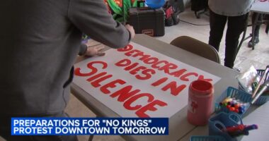 'No Kings' protest Chicago: Demonstrators preparing to gather downtown in Grant Park on Saturday to oppose Trump administration