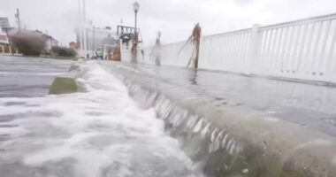 Nor’easter brings heavy rains, dangerous East Coast flood threat