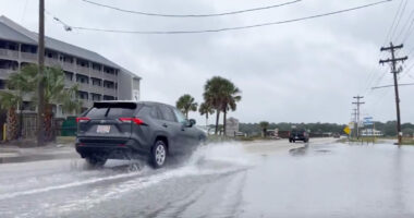 Nor'easter to bring heavy rain, strong winds to East Coast; New Jersey under state of emergency