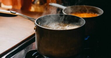 Nutritionist shares 'heal me' chicken soup recipe that's 'packed with vitamins'