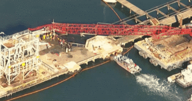 Officials investigating after deadly crane collapse in commercial area north of Boston
