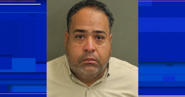 Orlando bank teller thwarts fraud attempt targeting senior citizen