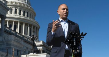 Pardoned Jan 6 rioter accused of threatening to kill Hakeem Jeffries after Trump clemency