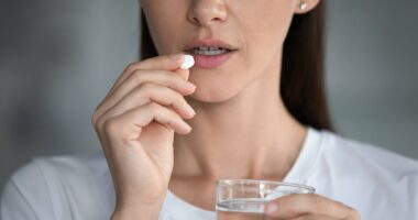 Popular opioid painkiller prescribed to tens of thousands every year 'not that effective' for easing chronic pain, scientists discover
