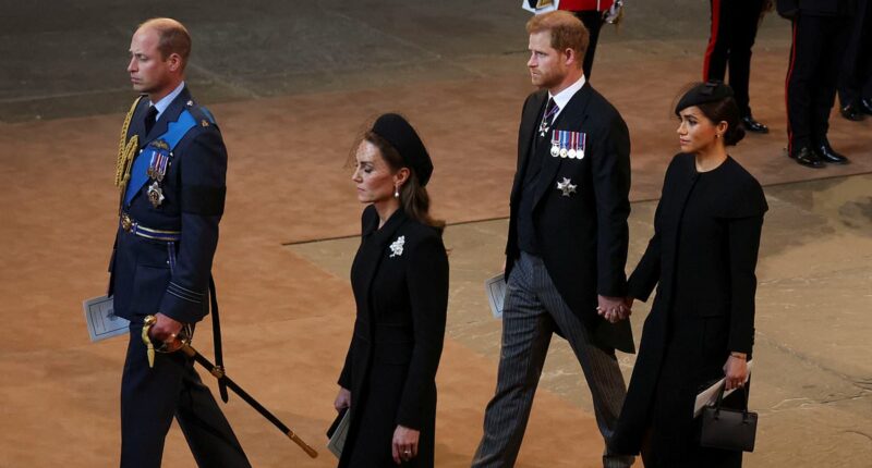 Prince Harry's AWKWARD hand holding allowed him to 'steer' Meghan Markle at Westminster Hall, body language expert claims
