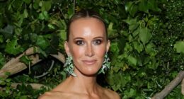 Questions arise over billionaire's best-selling memoir