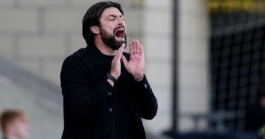 Rangers boss Russell Martin urges players to kick on as late win at Livi fails to silence angry fans