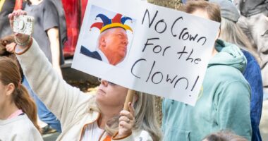Readers sound off on No Kings rallies, Shohei Ohtani and banning carriage horses