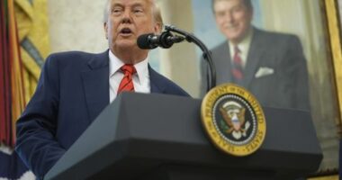 Reagan Foundation drawn into Donald Trump's controversies