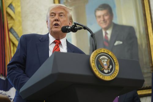 Reagan Foundation drawn into Donald Trump's controversies