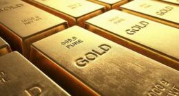 Gold bullion bars (Getty)
