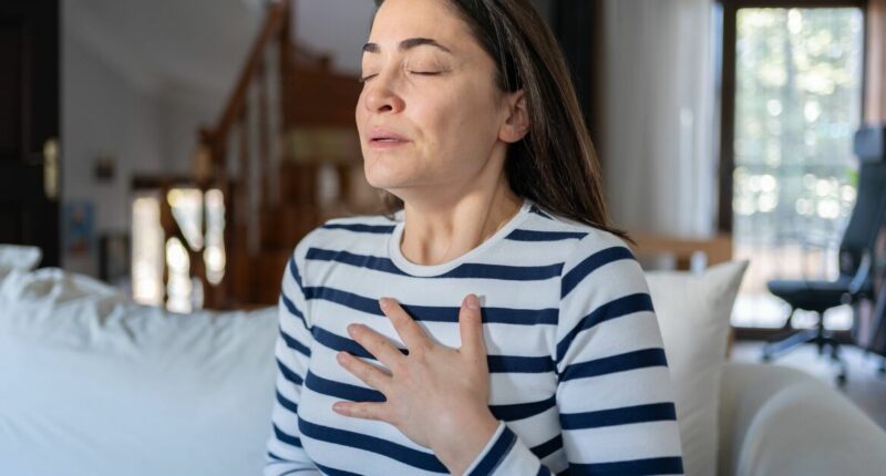 Red flag cancer symptoms you may notice while and after eating