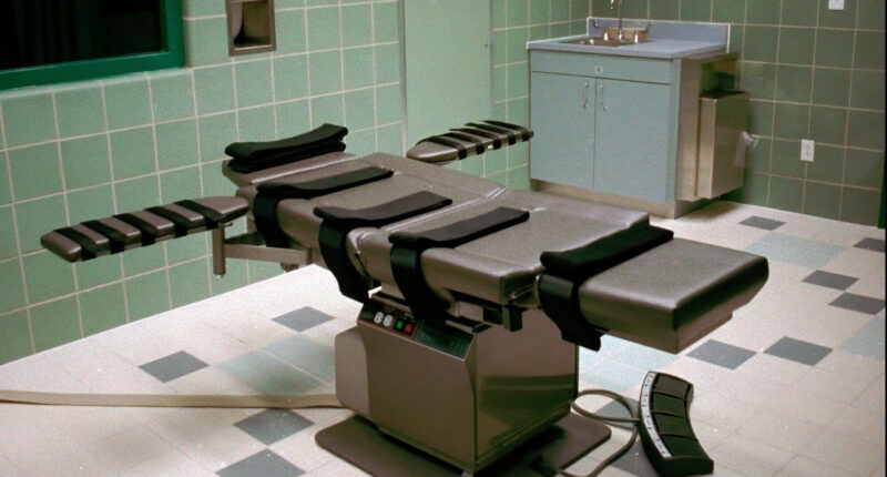 Roy Lee Ward Indiana execution: Man convicted of murdering Stacy Payne executed at Indiana State Prison in Michigan City