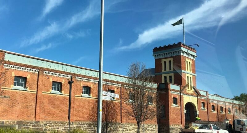 Sacked staff sue private school over Covid vaccine proof