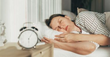 Should Daylight Saving Time be abolished? Experts give verdict as clocks go back