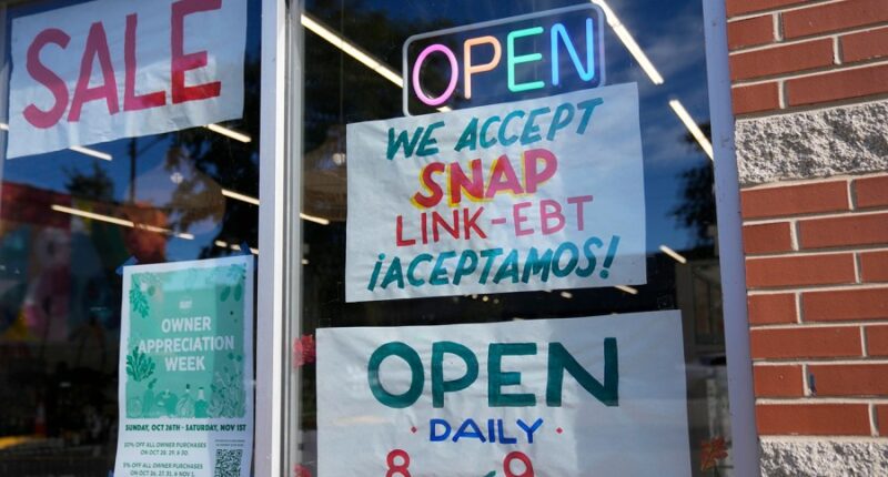 Shutdown pain spikes this weekend, upping pressure on Congress to strike deal